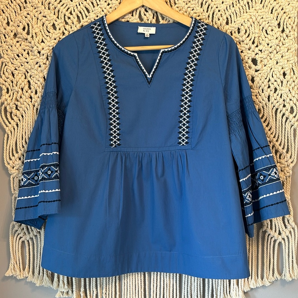 Crown & Ivy Blue Bohemian Embroidered Peasant Blouse